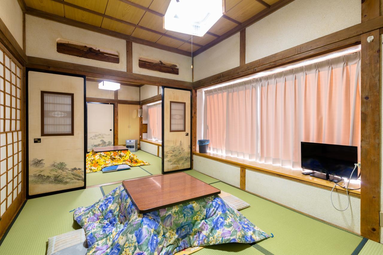 Resort Inn Fushimi Mt Fuji Fujikawaguchiko Exteriör bild