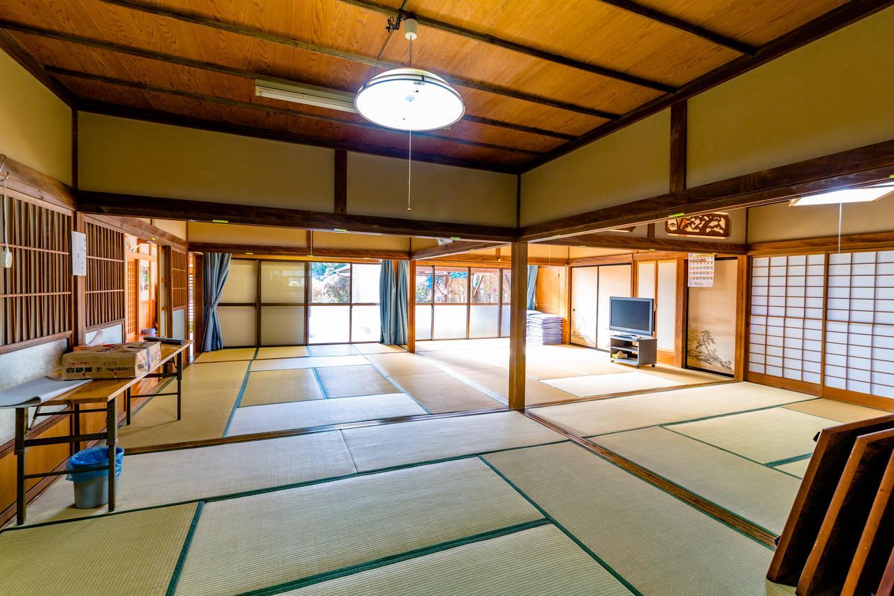 Resort Inn Fushimi Mt Fuji Fujikawaguchiko Exteriör bild