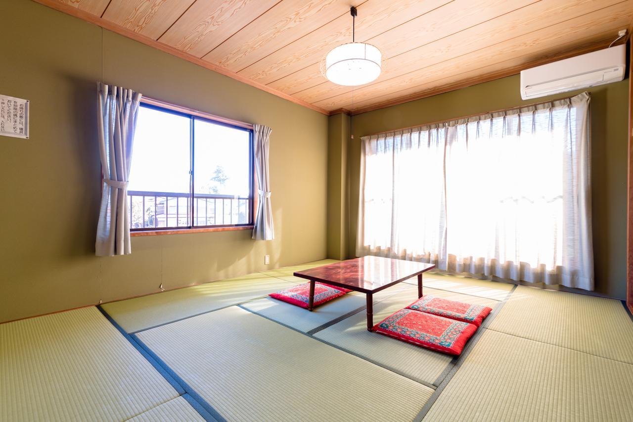 Resort Inn Fushimi Mt Fuji Fujikawaguchiko Exteriör bild