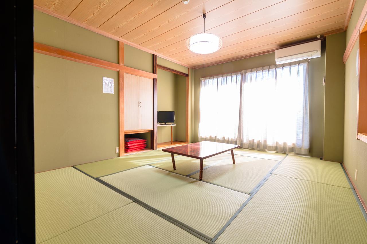 Resort Inn Fushimi Mt Fuji Fujikawaguchiko Exteriör bild